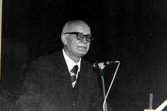 Uroczystość odsłonięcia muralu doc. Romana Niedzielskiego