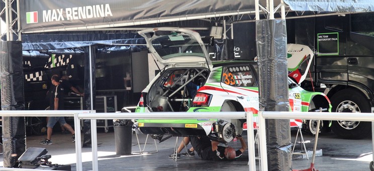 [FOTO,PROGRAM] Park serwisowy 26. Rajdu Rzeszowskiego na Politechnice Rzeszowskiej